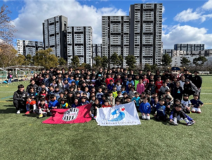 シンコースポーツ体育館・青少年センター（兵庫県芦屋市）においてヴィッセル神戸とサッカークリニックを開催しました。①