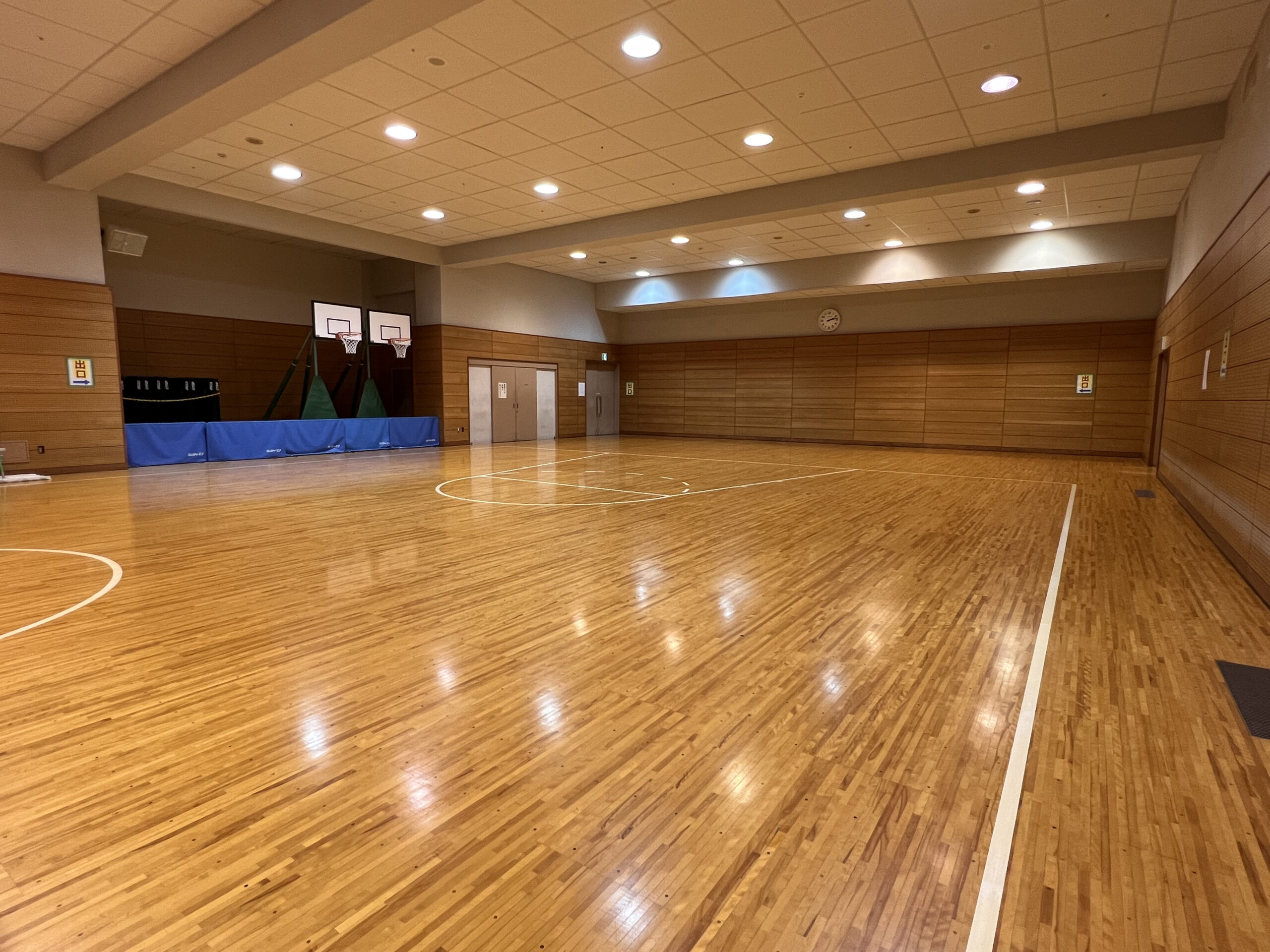 神戸市立中央体育館3